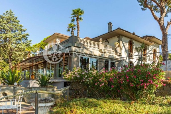 villa in vendita a Passignano sul Trasimeno