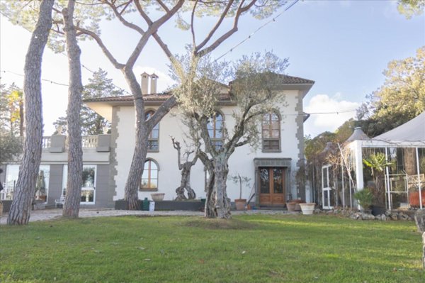 villa in vendita a Passignano sul Trasimeno