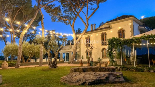 casa indipendente in vendita a Passignano sul Trasimeno