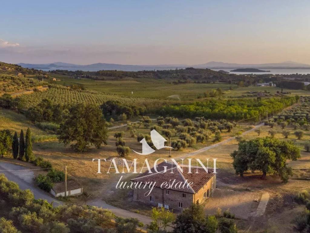 casa indipendente in vendita a Passignano sul Trasimeno