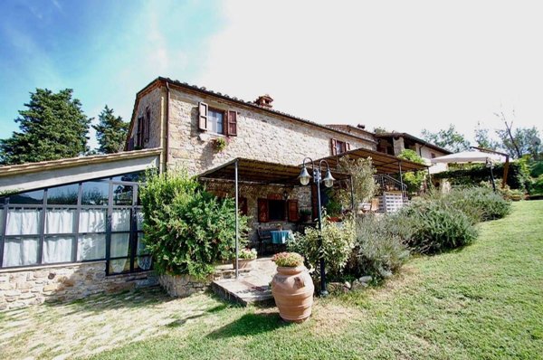casa indipendente in vendita a Passignano sul Trasimeno
