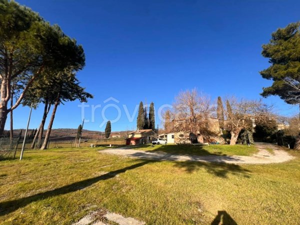 casa indipendente in vendita a Passignano sul Trasimeno