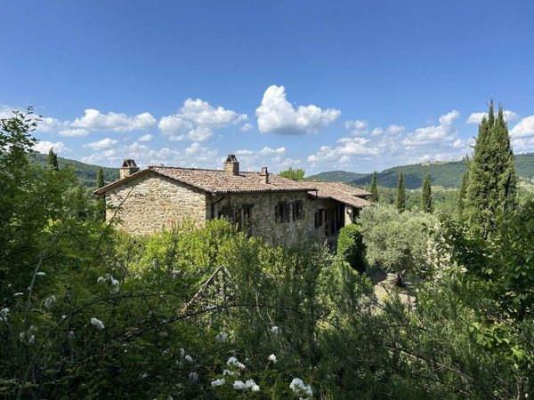 casa indipendente in vendita a Passignano sul Trasimeno