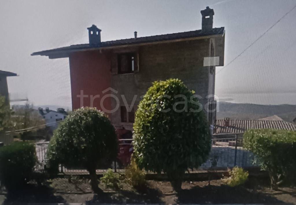 casa indipendente in vendita a Passignano sul Trasimeno in zona Castel Rigone