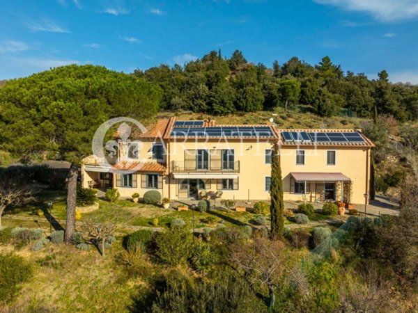 casa indipendente in vendita a Passignano sul Trasimeno