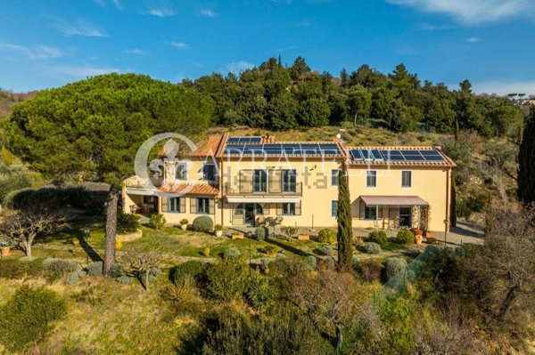 casa indipendente in vendita a Passignano sul Trasimeno