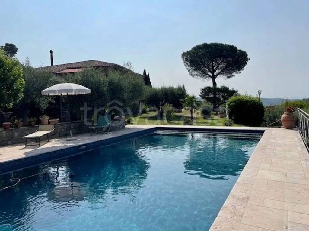 casa indipendente in vendita a Passignano sul Trasimeno