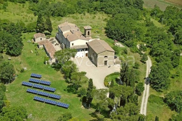 locale di sgombero in vendita a Passignano sul Trasimeno