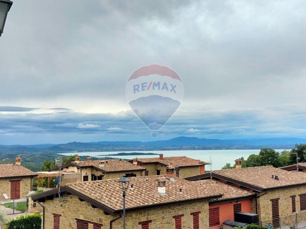 appartamento in vendita a Passignano sul Trasimeno in zona Castel Rigone