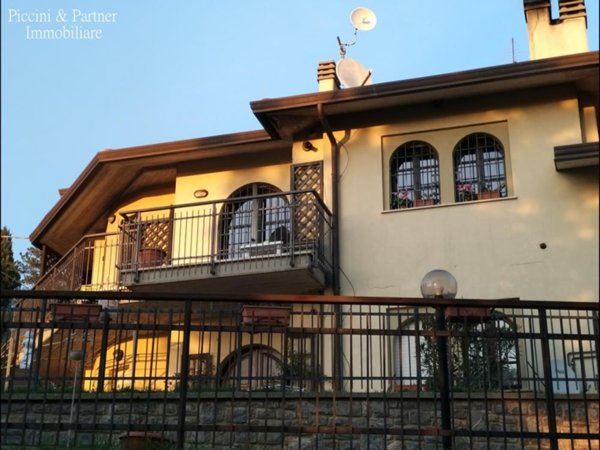 casa semindipendente in vendita a Passignano sul Trasimeno in zona Castel Rigone