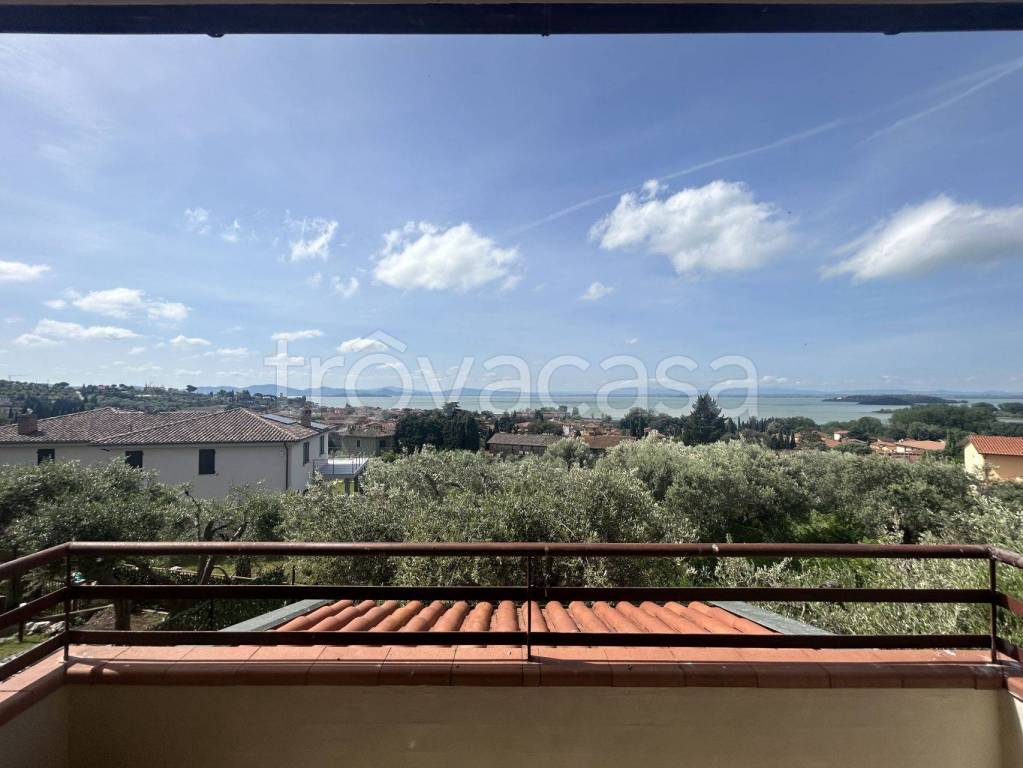 casa indipendente in vendita a Passignano sul Trasimeno
