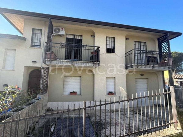 casa indipendente in vendita a Passignano sul Trasimeno in zona Castel Rigone