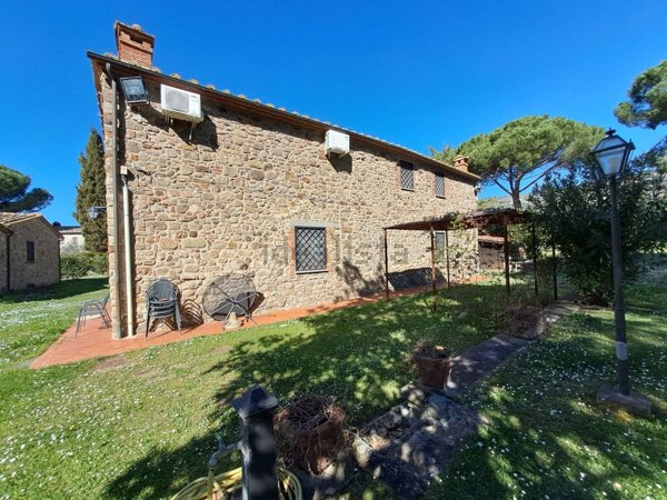 quadrivano in vendita a Passignano sul Trasimeno