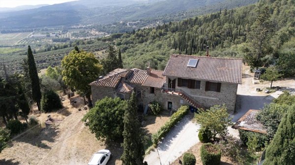 casa indipendente in vendita a Passignano sul Trasimeno