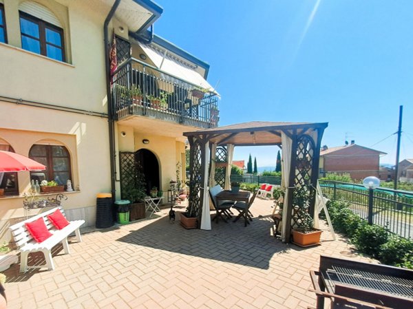 casa indipendente in vendita a Passignano sul Trasimeno in zona Castel Rigone