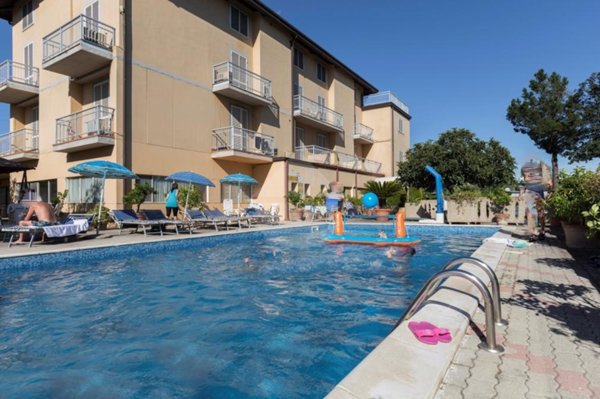 negozio in vendita a Passignano sul Trasimeno