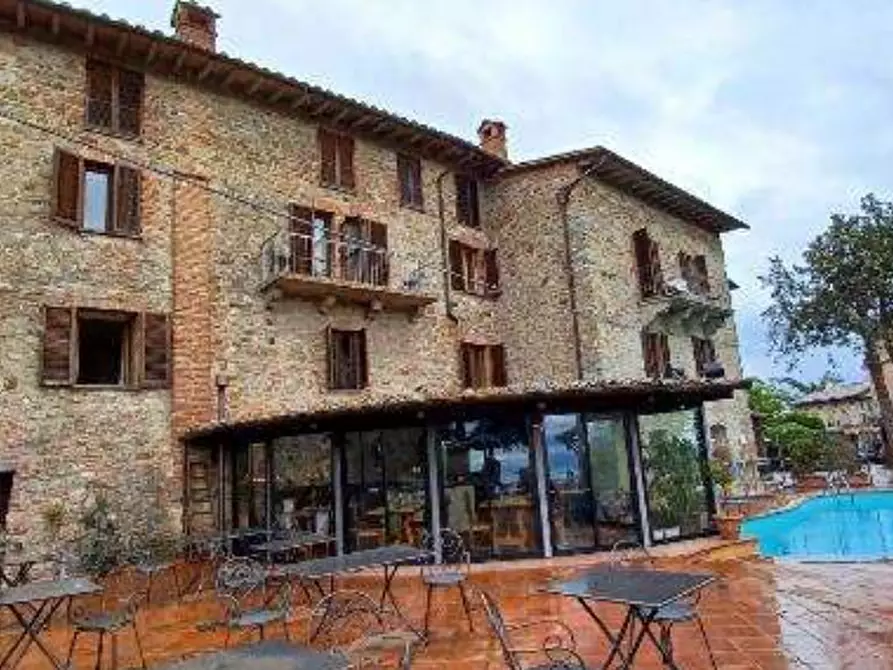 negozio in vendita a Passignano sul Trasimeno