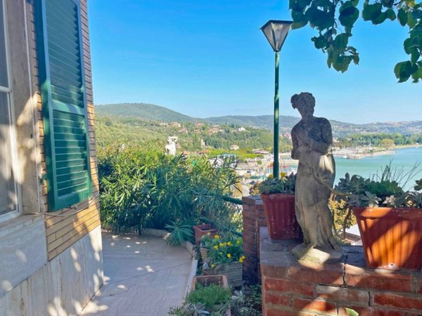 casa indipendente in vendita a Passignano sul Trasimeno