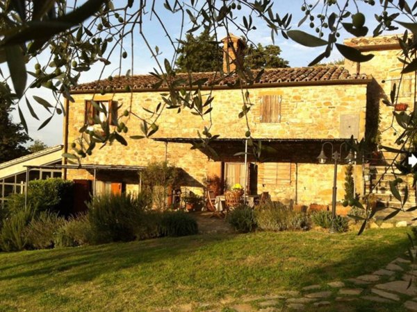 casa indipendente in vendita a Passignano sul Trasimeno