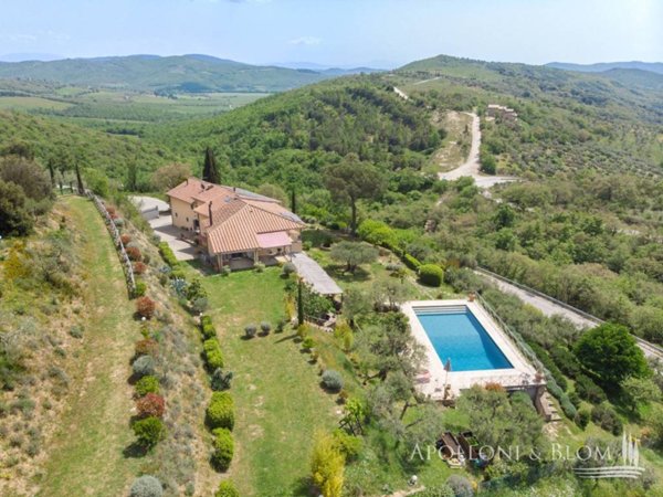 casa indipendente in vendita a Passignano sul Trasimeno