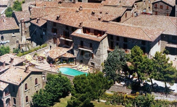 negozio in vendita a Passignano sul Trasimeno in zona Castel Rigone