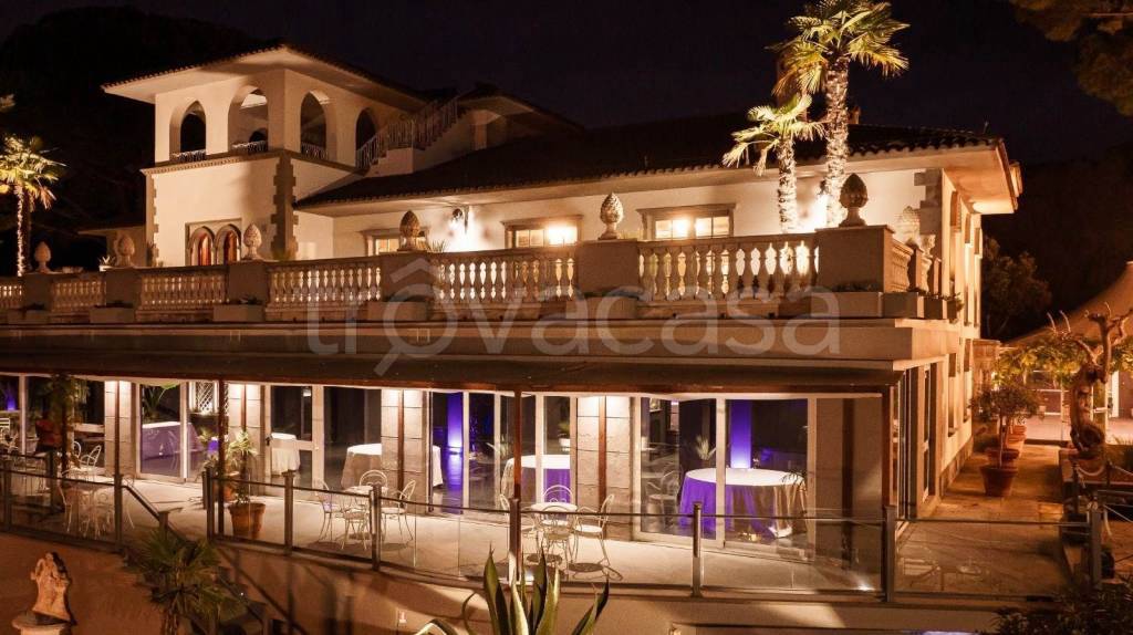 villa in vendita a Passignano sul Trasimeno