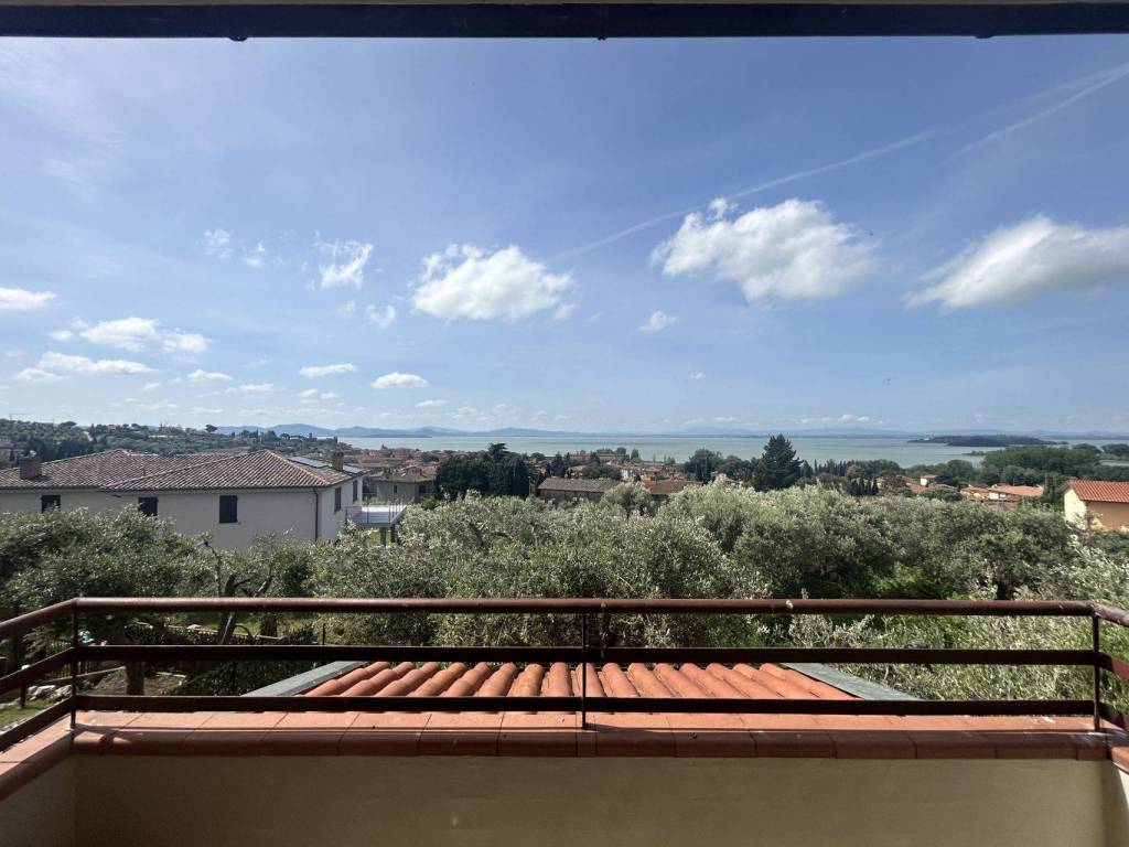 casa indipendente in vendita a Passignano sul Trasimeno