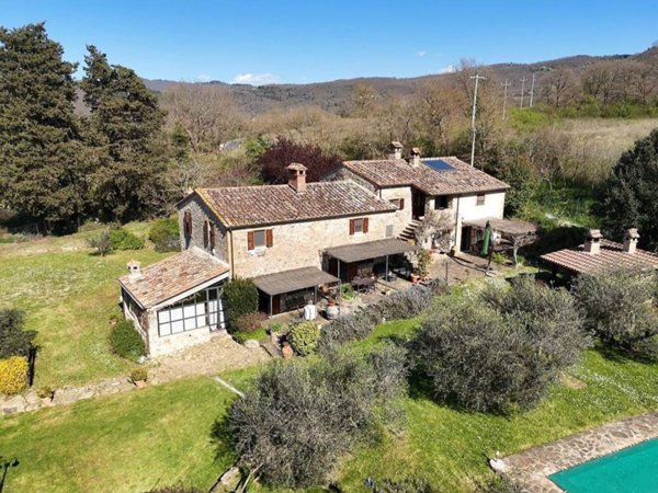 casa indipendente in vendita a Passignano sul Trasimeno in zona Castel Rigone