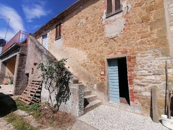 casa indipendente in vendita a Passignano sul Trasimeno