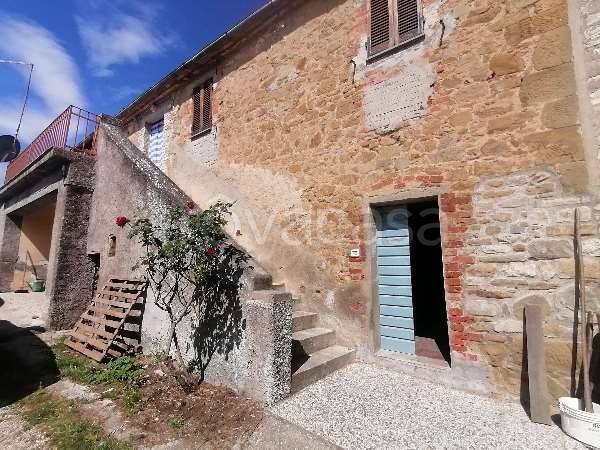 casa indipendente in vendita a Passignano sul Trasimeno