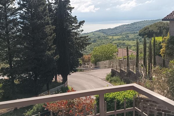 casa indipendente in vendita a Passignano sul Trasimeno