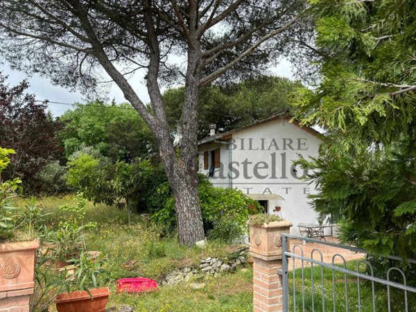 casa indipendente in vendita a Passignano sul Trasimeno