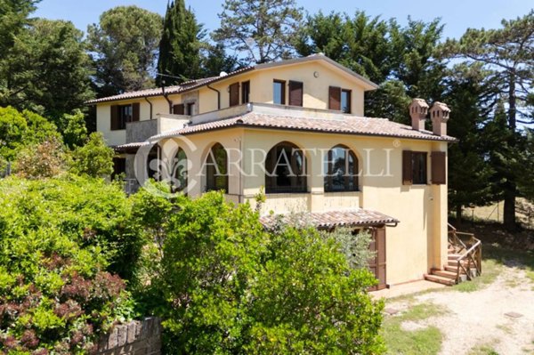 casa indipendente in vendita a Passignano sul Trasimeno in zona Castel Rigone