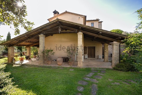 casale in vendita a Passignano sul Trasimeno