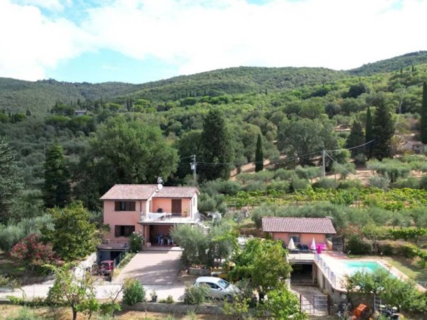 casa indipendente in vendita a Passignano sul Trasimeno