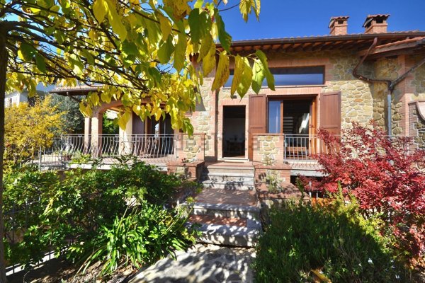 casa indipendente in vendita a Passignano sul Trasimeno