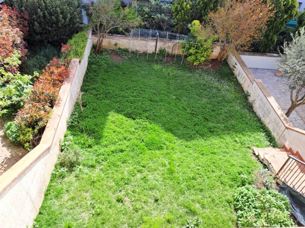 casa indipendente in vendita a Passignano sul Trasimeno