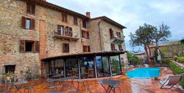 negozio in vendita a Passignano sul Trasimeno