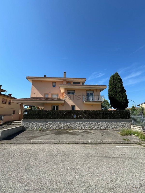 appartamento in vendita a Passignano sul Trasimeno