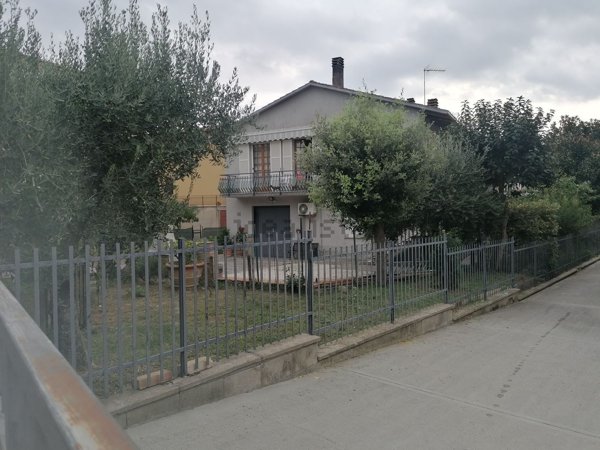 casa indipendente in vendita a Passignano sul Trasimeno