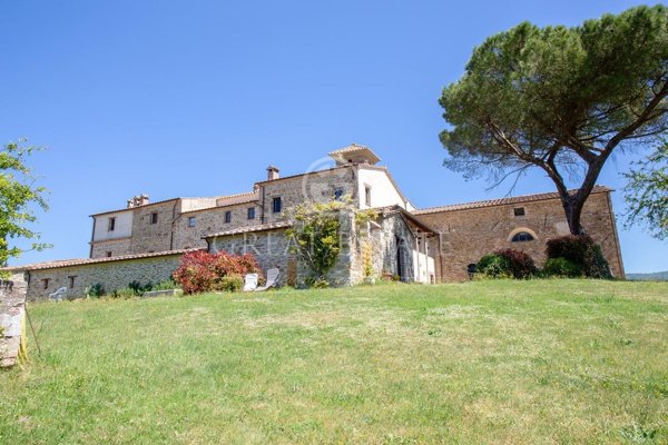 villa in vendita a Passignano sul Trasimeno