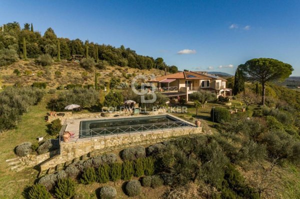 casa indipendente in vendita a Passignano sul Trasimeno