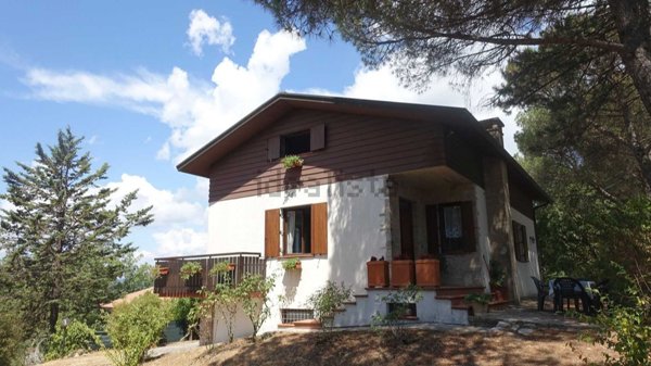 casa indipendente in vendita a Passignano sul Trasimeno in zona Castel Rigone