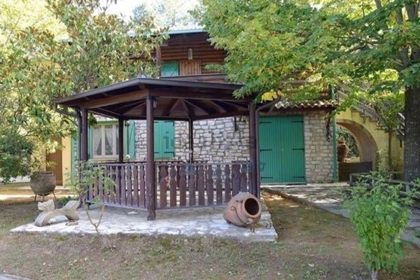 casa indipendente in vendita a Passignano sul Trasimeno in zona Castel Rigone