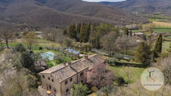 casa indipendente in vendita a Passignano sul Trasimeno in zona Castel Rigone