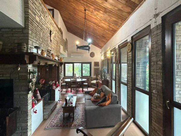 casa indipendente in vendita a Passignano sul Trasimeno in zona Castel Rigone