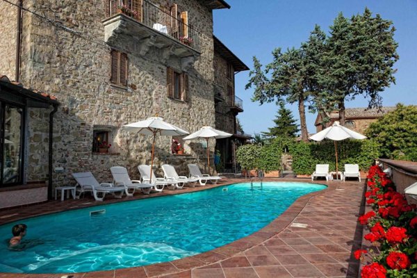 negozio in vendita a Passignano sul Trasimeno in zona Castel Rigone