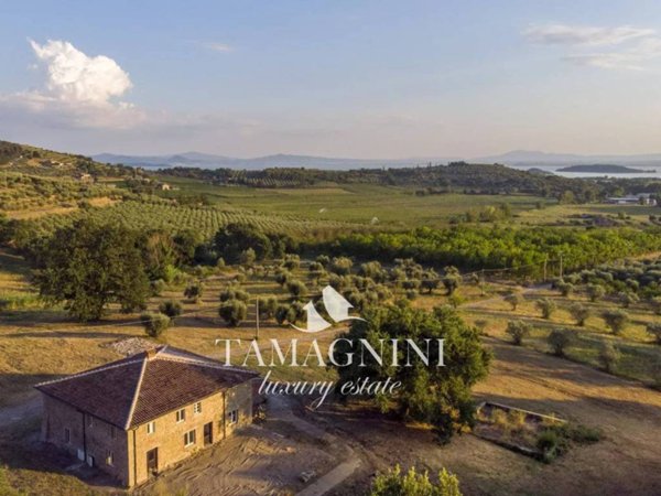 casa indipendente in vendita a Passignano sul Trasimeno