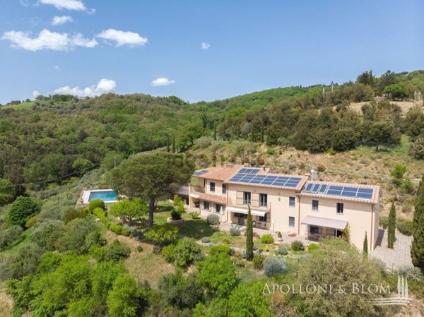 casa indipendente in vendita a Passignano sul Trasimeno