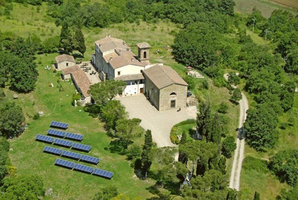 locale di sgombero in vendita a Passignano sul Trasimeno